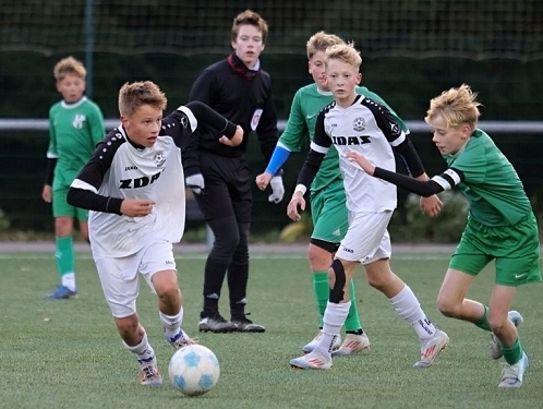 PREVIEW MLÁDEŽ - KT 18